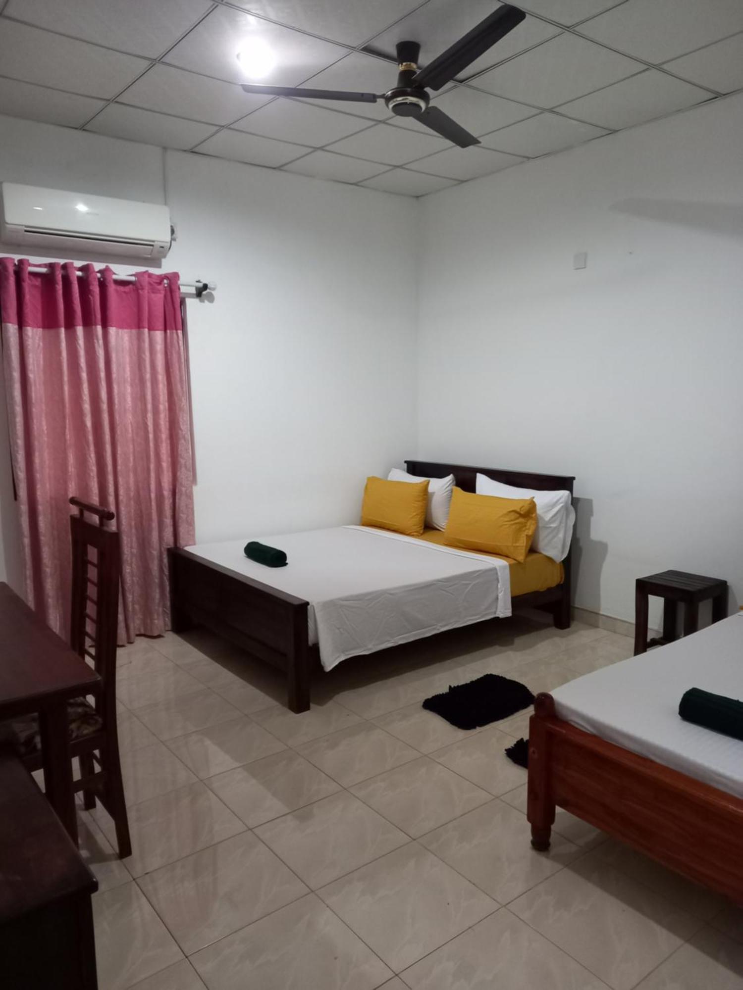 Llt Tourist Inn And Safari Jeep Wilpattu Exterior photo