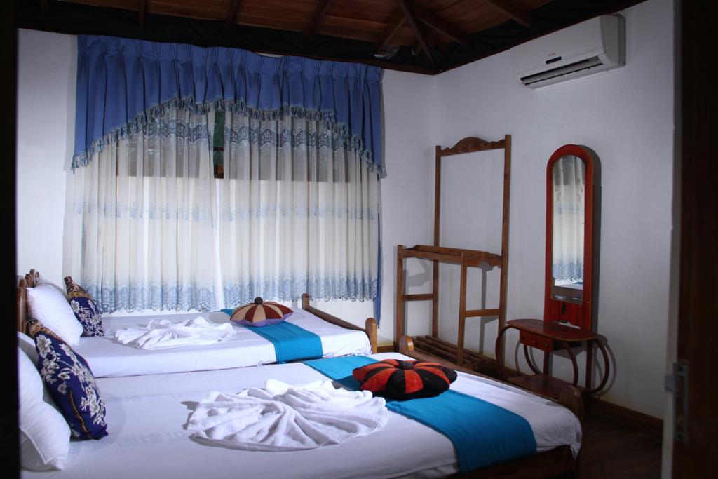 Llt Tourist Inn And Safari Jeep Wilpattu Exterior photo